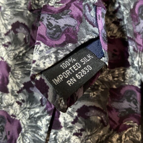 J. Garcia Men's Neck Tie Purple & Gray Multicolor 100% Imported Silk RN 62830 - Picture 4 of 5